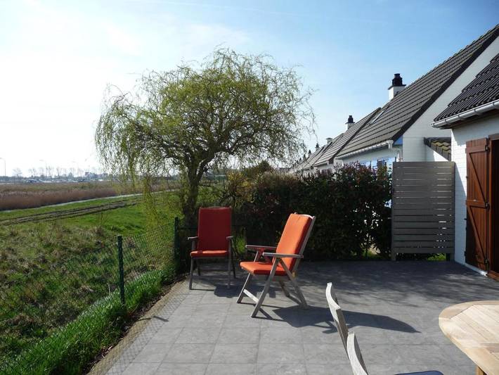 Ferienhaus für 6 Personen, mit Seeblick und Ausblick sowie Garten und Pool, mit Haustier in Flandern - 3