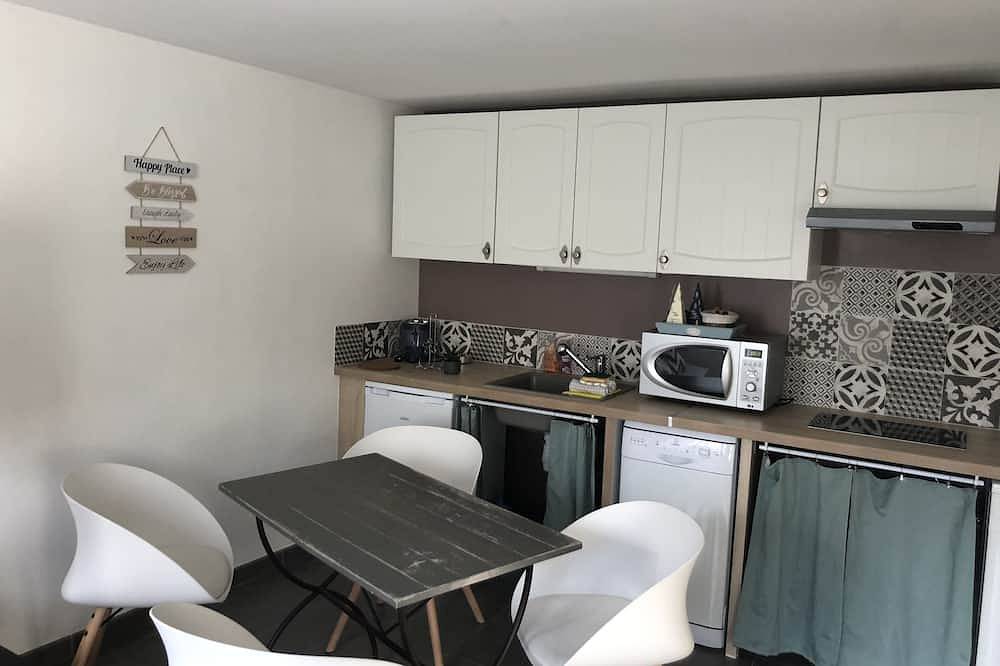 Quai sud Gîte 2/4 P. Accessible Prm 100m from beach in Ver-sur-Mer, Côte de Nacre
