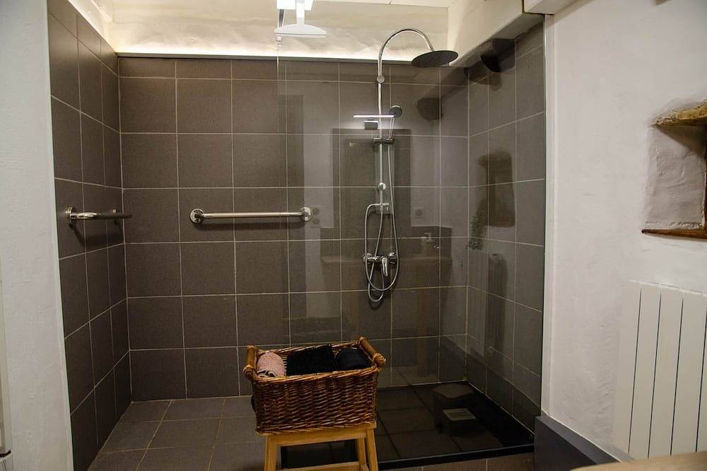 Guest House La Grangette in Lunan, Massif Central