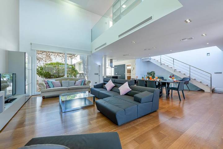 Casa rural para 10 personas, con jardín además de piscina y terraza en Torremolinos - 2