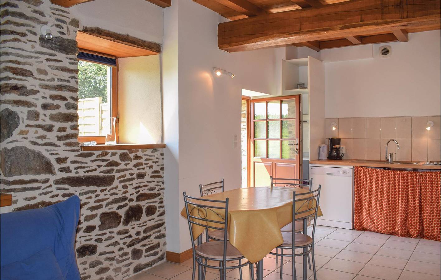 Charmant appartement à 2 km de la côte avec Wifi et parking in Minihy-Tréguier, Région de Lannion