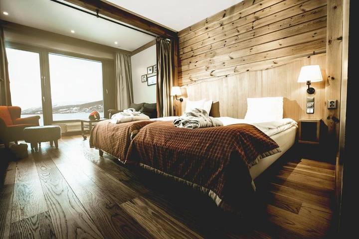 Hotel for 3 personer, Jacuzzi og Barnebasseng i tillegg til Badebasseng og Sauna i Åre