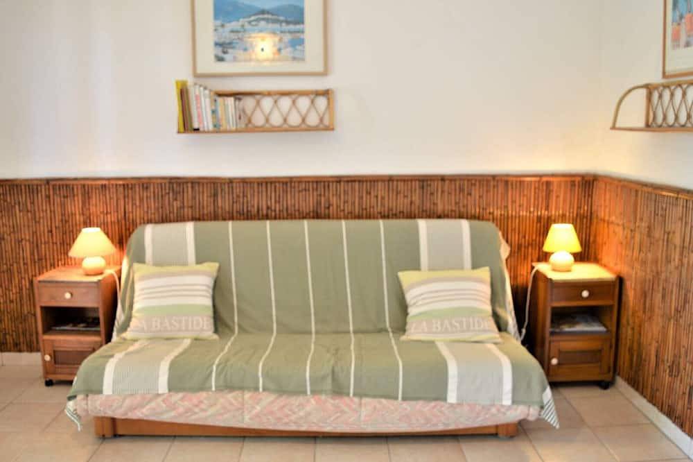 Ganze Wohnung, Appartement pour 4 avec jardin privé, proche plage et commerces - Cavalaire-sur-Mer in Villars-Colmars, Castellane und Umgebung