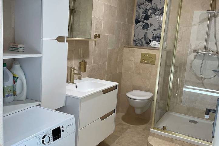 Gîte pour 4 personnes à Saint-Étienne-de-Saint-Geoirs - 4