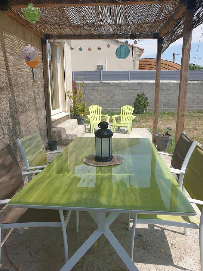 Appartement de vacances pour 6 personnes, avec jacuzzi ainsi que jardin et terrasse