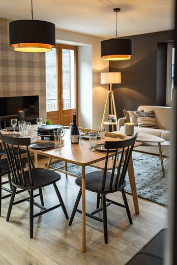 Gîte pour 6 personnes, avec balcon, adapté aux familles à Orelle