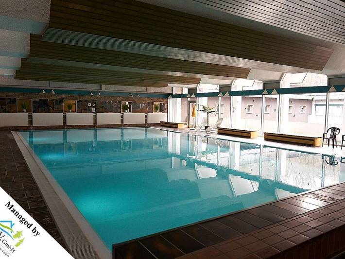 Ferienwohnung für 3 Personen, mit Pool und Sauna sowie Ausblick und Balkon - 1