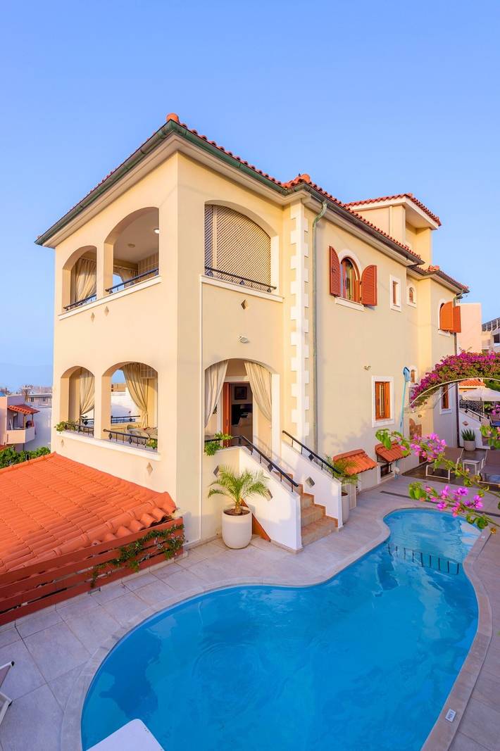 Villa für 12 Personen, mit Garten und Meerblick - 1