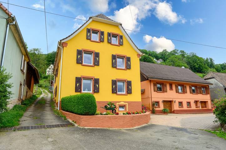 Villa 'Balboa' con Wi-Fi e aria condizionata in Sondernach, Parco naturale regionale dei Ballons des Vosges