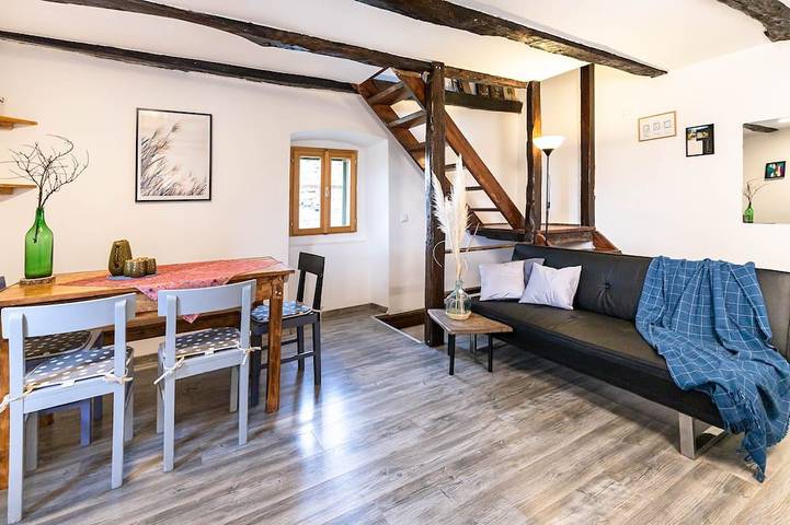 Gîte pour 4 personnes, avec Balcon et Jardin
