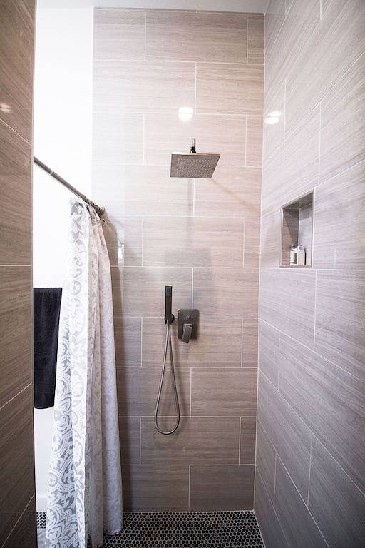 Where Blue Birds Fly in Beaver Lake