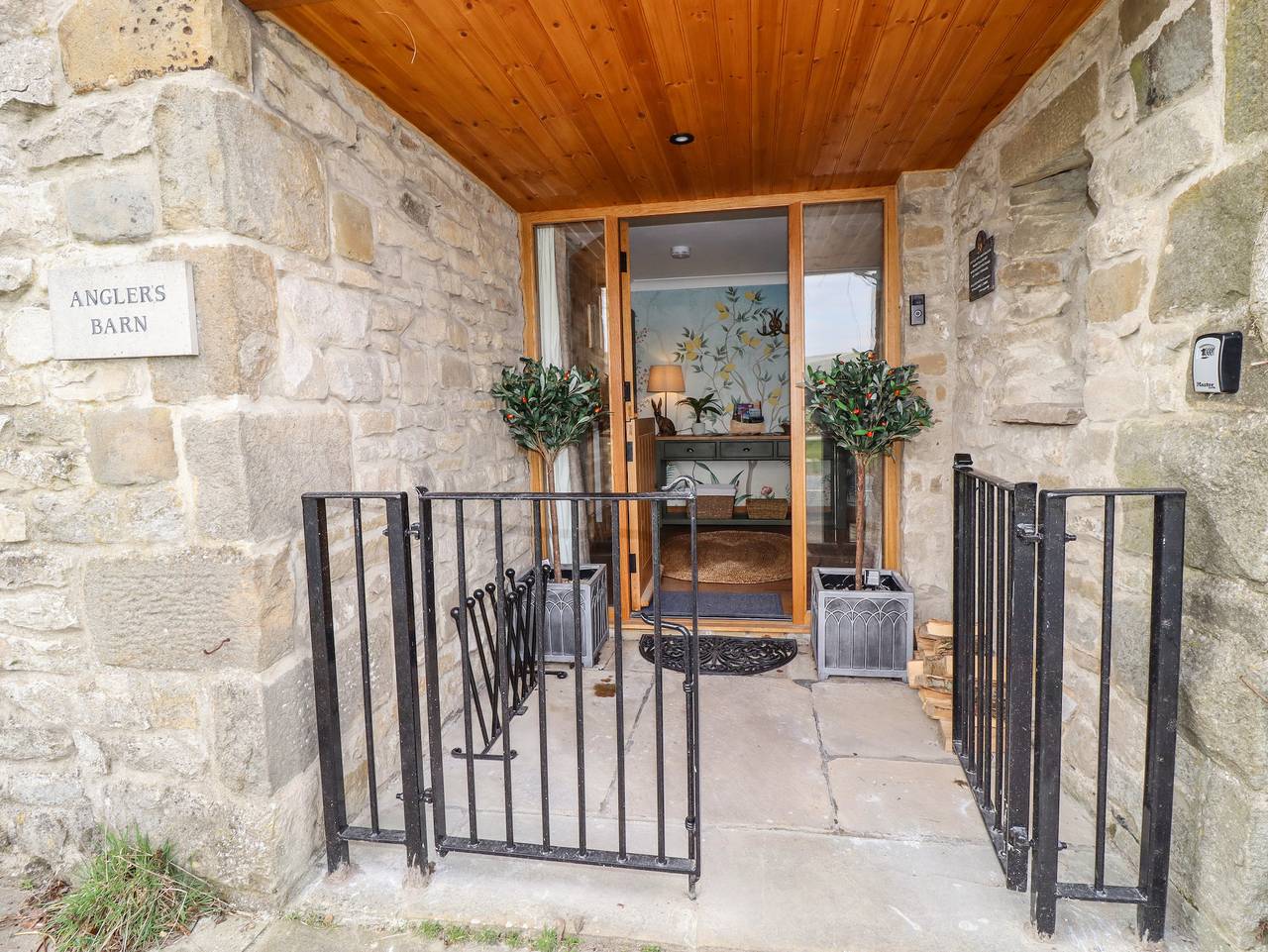 Anglers Barn in Yorkshire Dales National Park