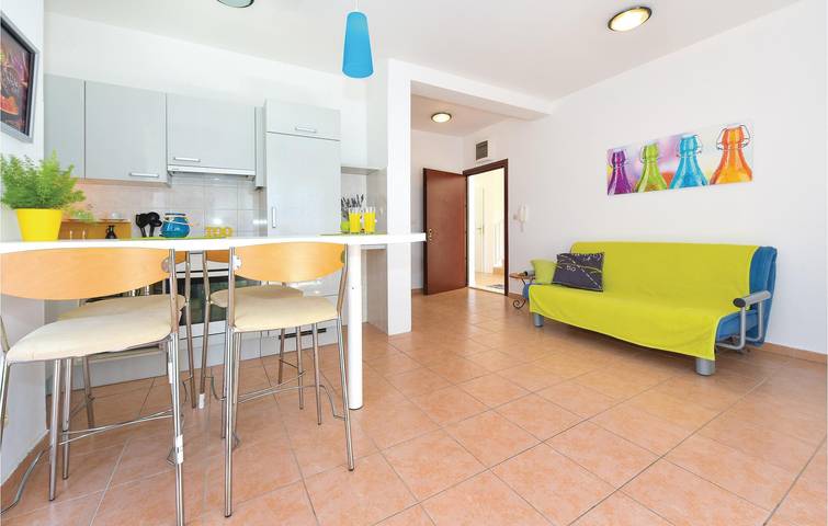Ferienwohnung für 3 Personen, mit Terrasse, mit Haustier in Vodice - 3