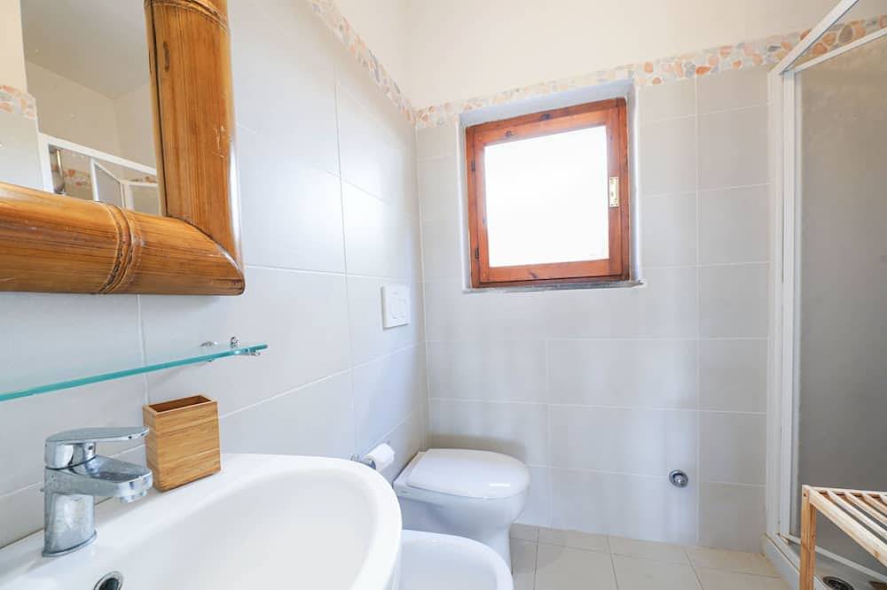 Ganze Wohnung, Zweizimmerwohnung Erdgeschoss in Spiaggia Fetovaia, Campo nell'Elba