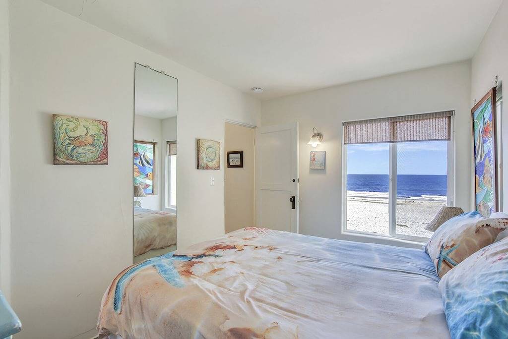 Charmantes Strandhaus direkt am Sand! Jedes Zimmer hat Meerblick! in Rio del Mar, Santa Cruz County