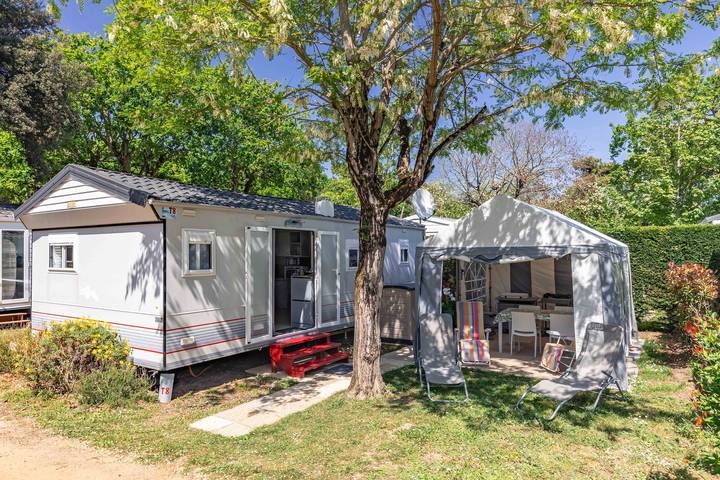 Static caravan for 4 people, with Children pool