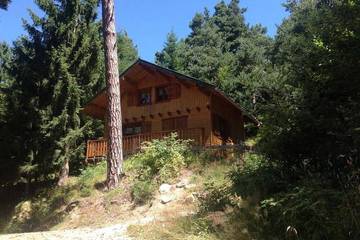 Location de vacances pour 4 personnes, avec balcon à Lucéram