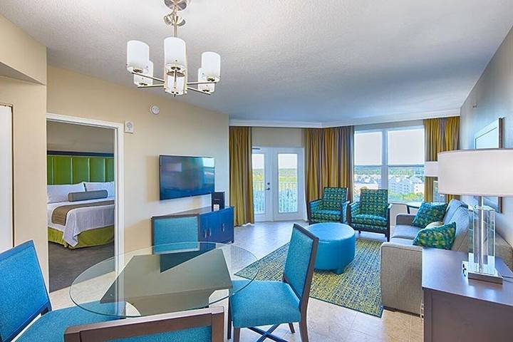 Leilighetshotell for 4 personer, med jacuzzi og balkong i tillegg til hage i Florida