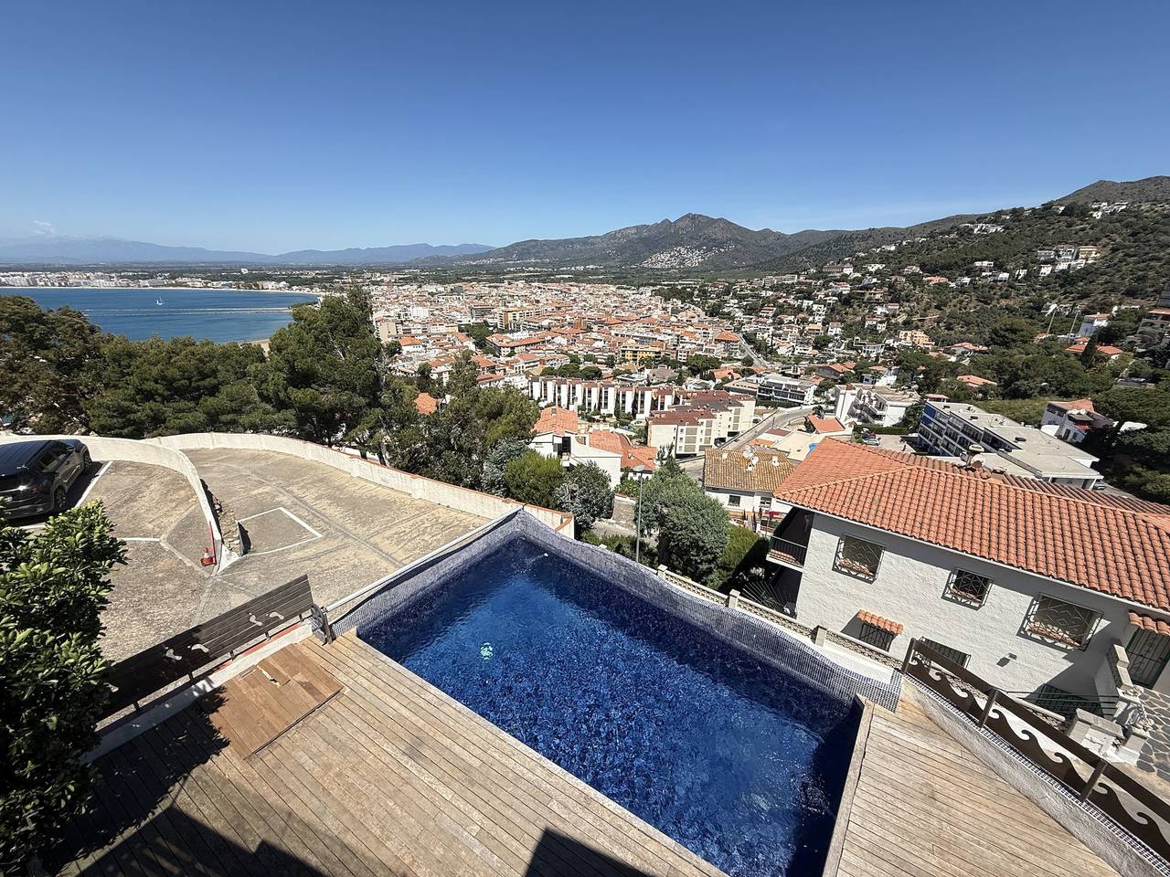 Villa for 6 People in Roses, Costa Brava