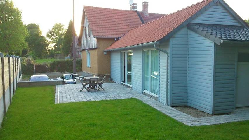 Gîte pour 4 personnes, avec jardin et terrasse, adapté aux familles à Franleu