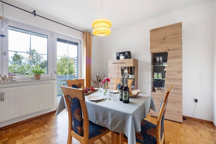Appartement entier, Appartement de vacances 'Am Mühlbach' avec jardin commun, balcon et Wi-Fi in Marktoberdorf, Souabe (Bavière)