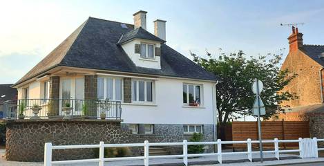 Gîte pour 4 personnes, avec jardin à Barfleur