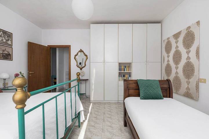 Villa of 120 square meters, surrounded by a large garden, equipped and whirlpool spa in Colle di Val d'Elsa, Siena Province