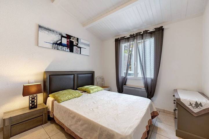 Gîte pour 8 personnes, avec jardin dans Plage naturiste (Olonne-sur-Mer) - 2