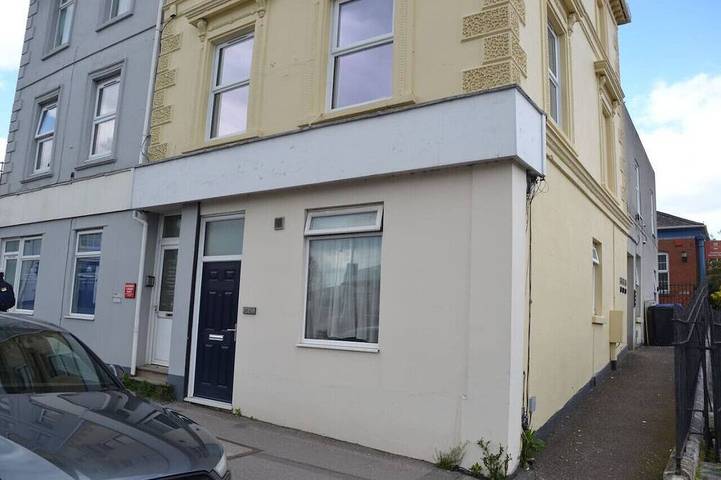 Entire apartment, Annie 1 bed apt next to rail station - Stayseekers in Salisbury, Wiltshire