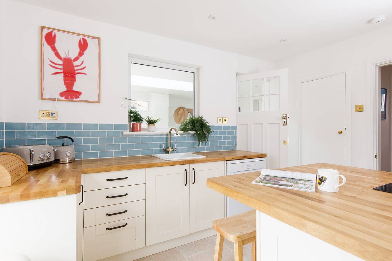 Coastal Retreat in Picturesque Bosham in Bosham, West Sussex
