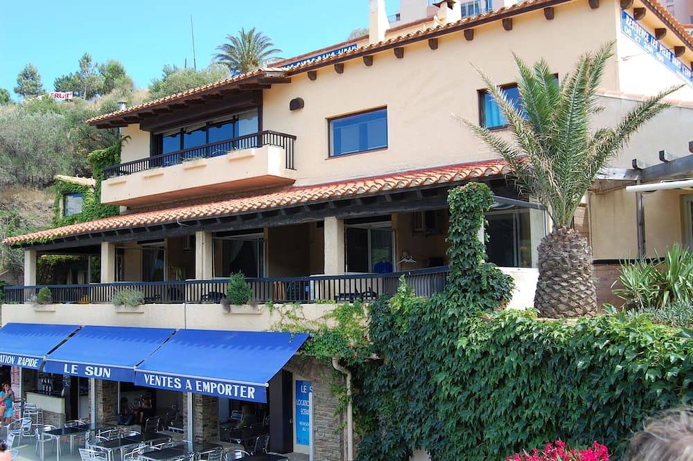 Apartamento entero, Apartamento de tres habitaciones \"Les Pieds dans l'eau\", n ° 4 in La Côte Vermeille, Banyuls-sur-Mer