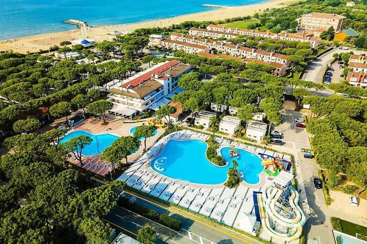 Camping für 4 Personen, mit Terrasse in Lido di Jesolo