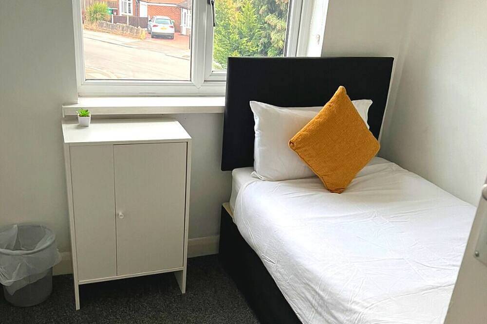 Appartement entier, 20% Off | Featured | 4 Bedroom House | Close Wollaton in Nottingham, East Midlands