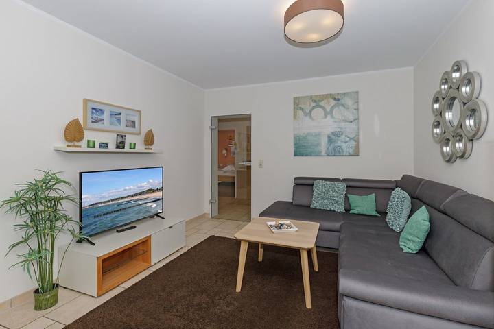 Apartamento entero, Strandnahe, ruhig gelegene Ferienwohnung mit Südbalkon am idyllischen Stadtwald in Kühlungsborn Weststrand, Kühlungsborn