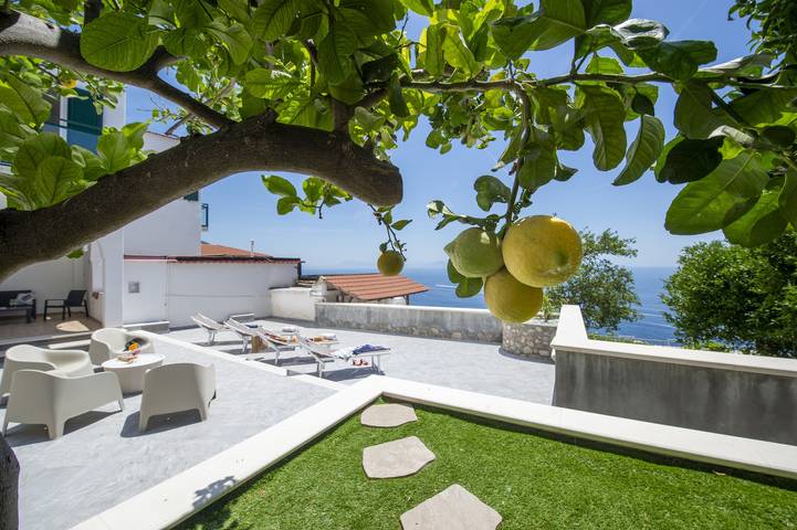 Villa pour 4 personnes, avec jardin et terrasse sur la Côte Amalfitaine