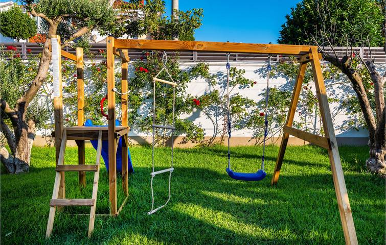 Ferienhaus für 15 Personen, mit Terrasse in Biograd na Moru - 3