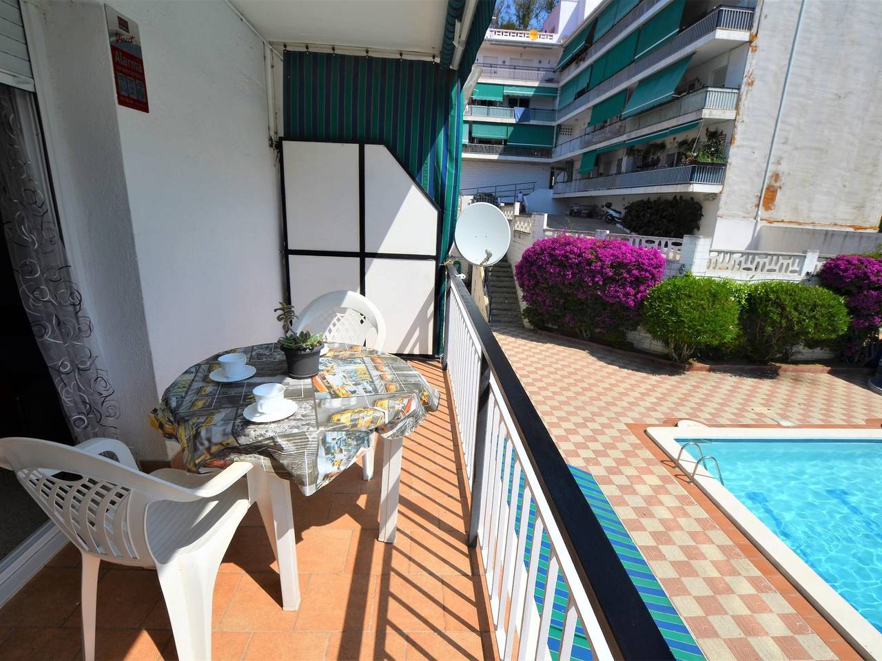 Apartamento vacacional entero, Apartament Verd para 4 personas piscina a 1 km del centro de Lloret in Roca Grossa, Lloret de Mar