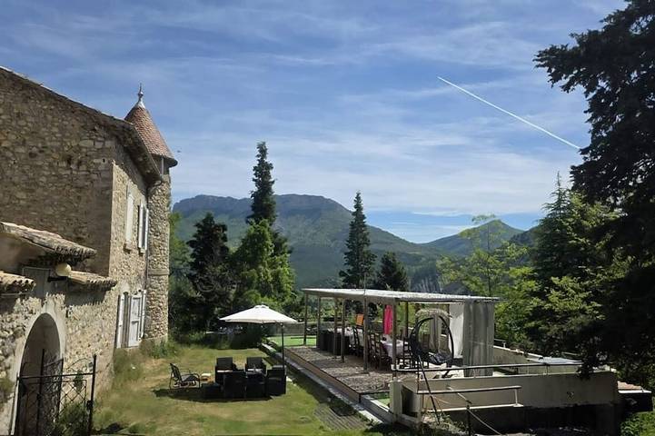 Gîte pour 20 personnes dans Méreuil
