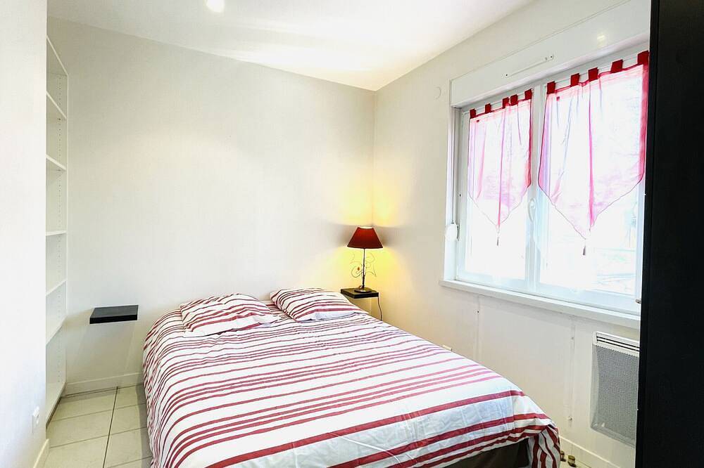 Apartamento entero, Gambetta : Bonito piso situado a 350 metros de las termas (Parking) in La Vôge-les-Bains, Región de Épinal