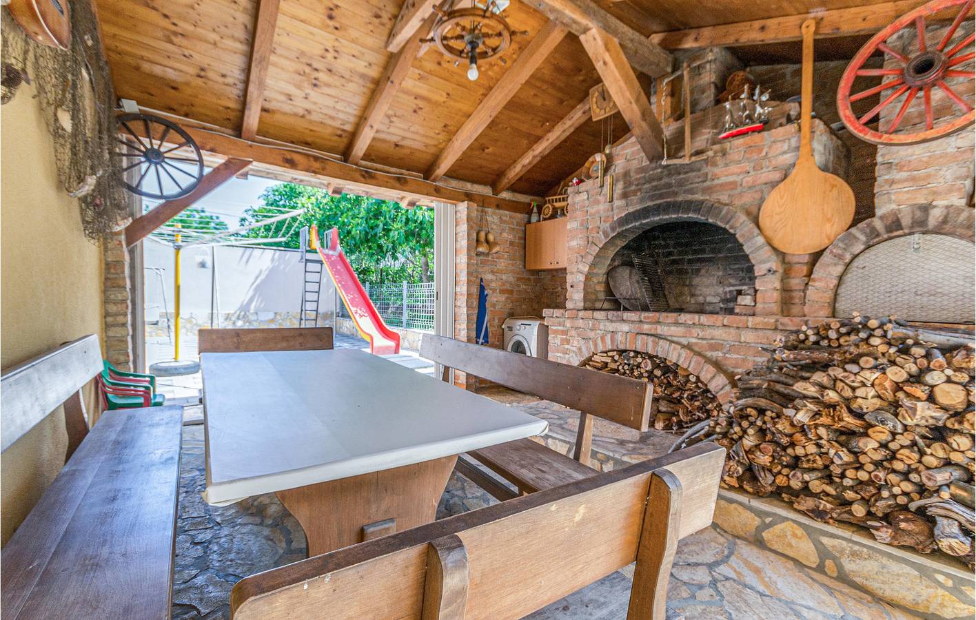 Geheel vakantieappartement, Vakantieappartement voor 2 personen met zwembad in Polača, Zadar