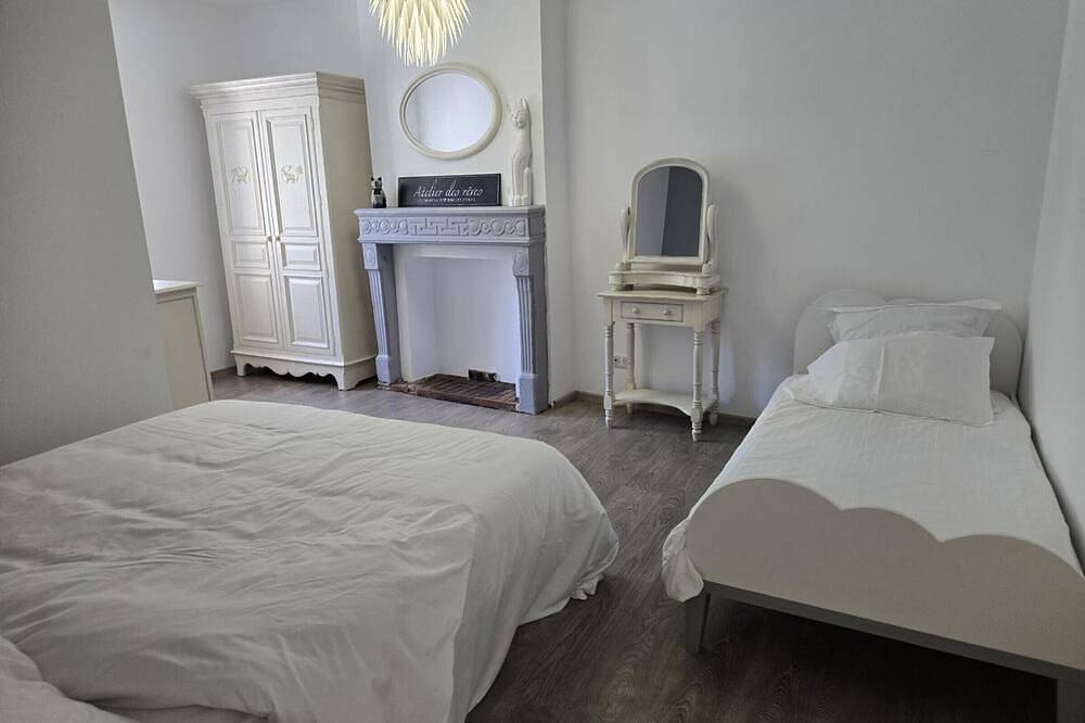 Gîte de Charme à Souvigny : Histoire, Nature & Sérénité in Souvigny, Allier