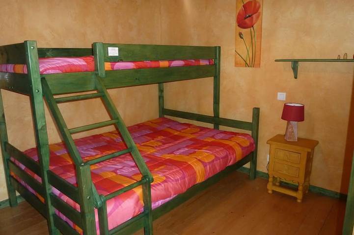 Location de vacances pour 5 personnes, avec terrasse à Valbeleix - 4