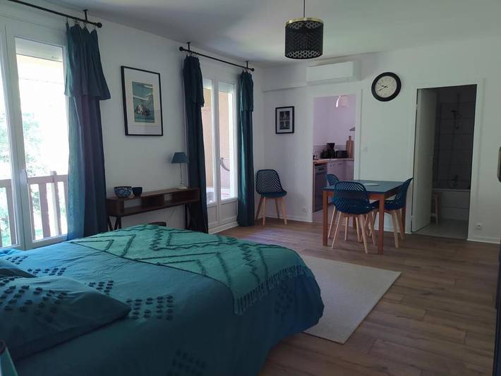Gîte pour 2 personnes, avec vue et jardin à Leyme - 2