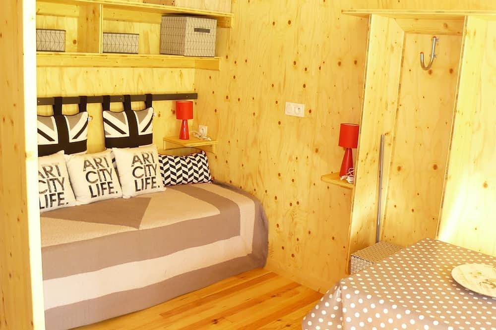 Cabin fully equipped, comfortable, quiet, in the Bay of Mont Saint-Michel in Saint-Martin-des-Champs (Avranches), Mont-Saint-Michel Bay