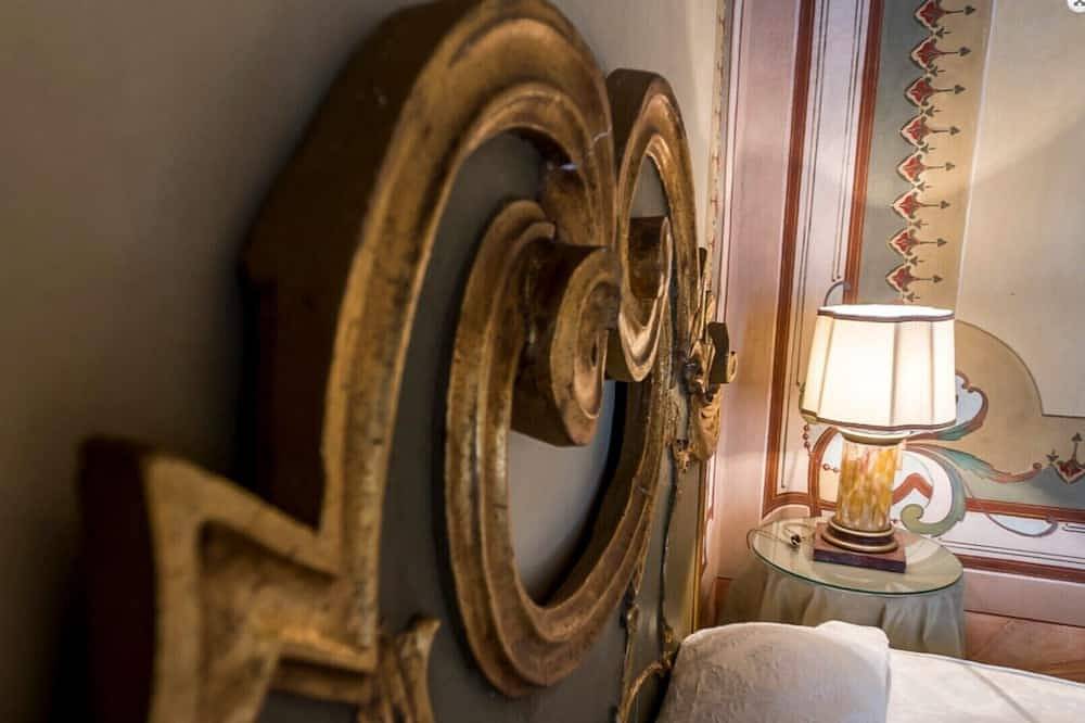 Stupenda villa d'epoca con piscina ideale per smart work in Robecco d'Oglio, Provincia di Cremona