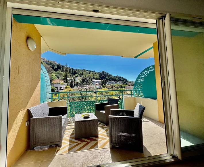 Gîte pour 2 personnes, avec terrasse et piscine à Roquebrune-Cap-Martin - 4