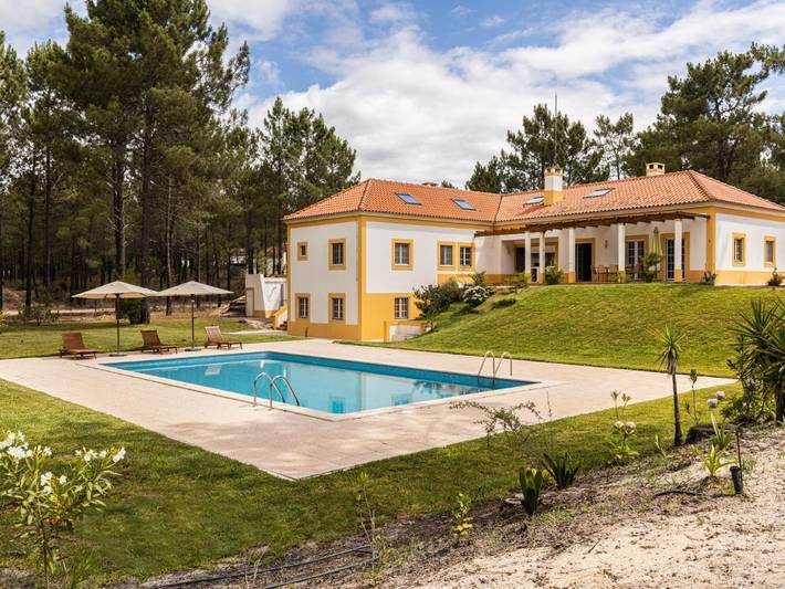 Casa de férias para 8 pessoas, com terraço e piscina em Alcácer do Sal