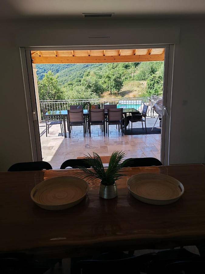 Location de vacances pour 10 personnes, avec jardin ainsi que piscine et vue à Andance - 3