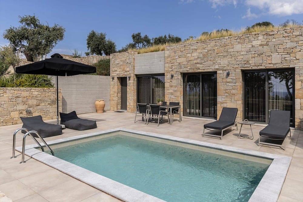 Villa Neralyth, Private Pool, Spacious Furnished Terrace, Thassos in Skala Marion, Thassos