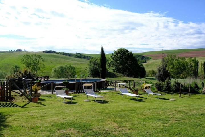 Villa 'La Memoria Del Tempo' met privézwembad, wifi en airconditioning in San Giovanni d'Asso, Montalcino